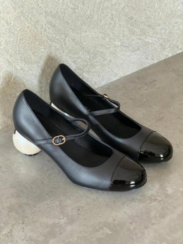 CHANEL HEELS
