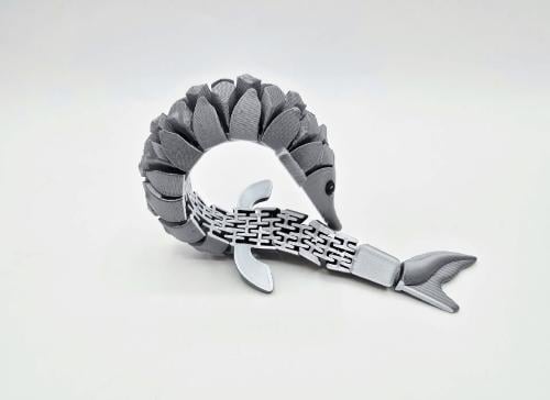 مجسم سمكة مفصلية