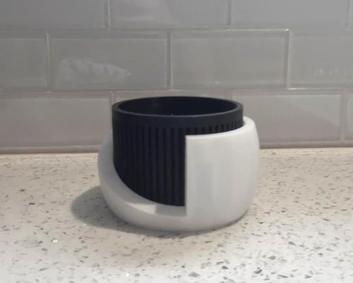 حامل نباتات عصري بتصميم دائري مزدوج