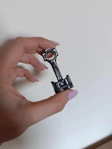 ميدالية مكبس المحرك