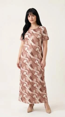 Soft half-sleeve shirt with wavy color pattern.