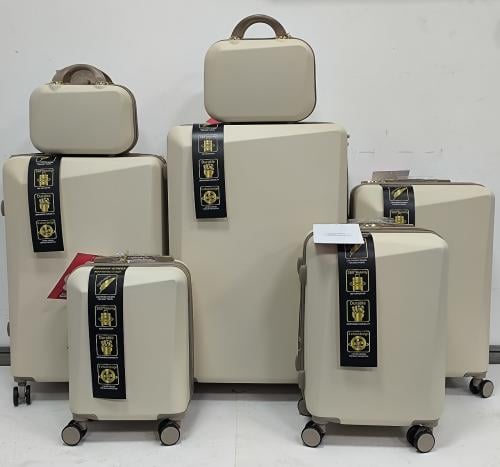 شنط سفر ٧ قطع