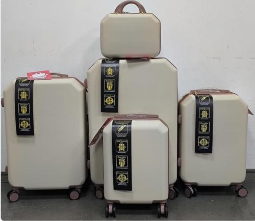 شنط سفر 5 قطع