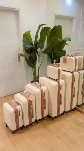 طقم من 5 قطع