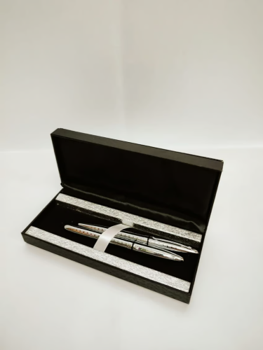 2017BF -129 طقم مزدوج فضى