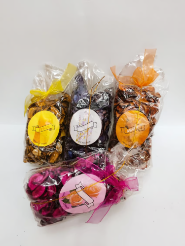 ورد مجفف 90 جرام ملون