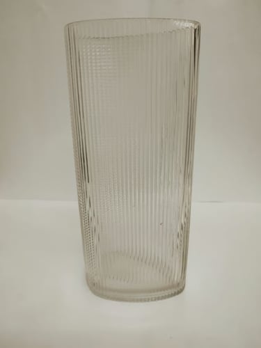 فازه مستطيله زجاج