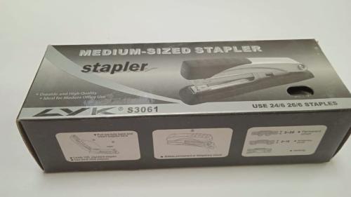 دباسة ورق S3061