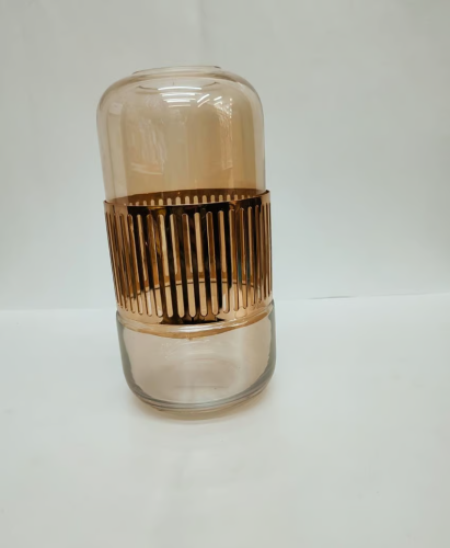 فازه زجاج دائريه ذهبي