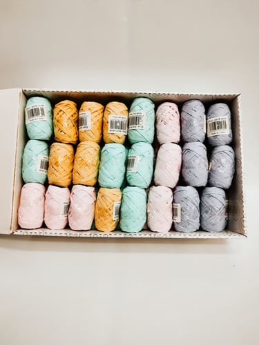 حبل رفيع بلاستيك ملون