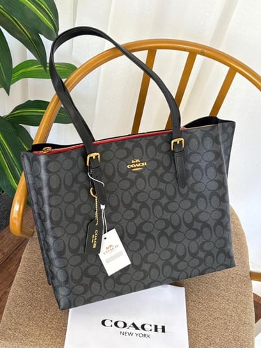 شنط كوتش درجة اولى الحجم موضح بالصور