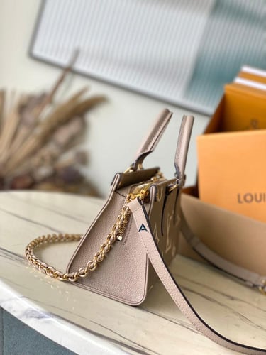 شنطة لويس فيتون هاي كوالتي