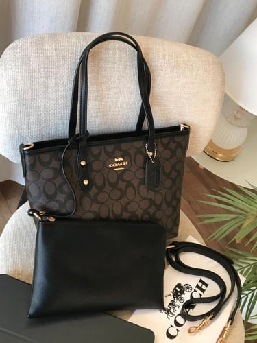 شنط كوتش هاي كوالتي حجم وسط مع محفظة