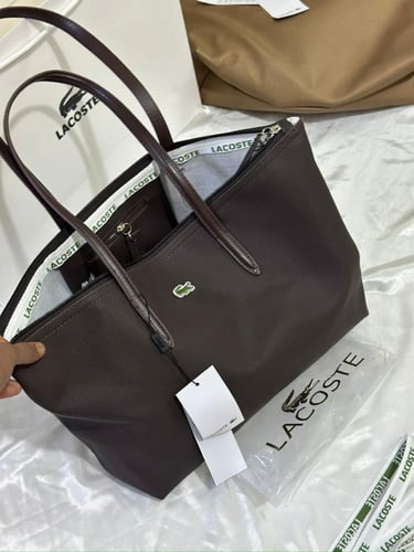 شنط لاكوست حجمين يتوفر العديد من الالوان