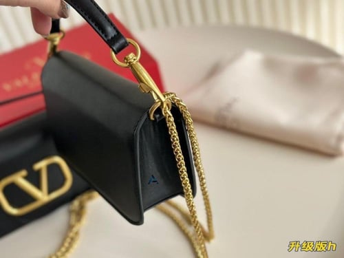 شنط هاي كوالتي فالنتينو يتوفر عدة مقاسات