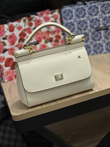 شنط دولتشي اند قبانا ماستر هاي كوالتي الحجم الوسط