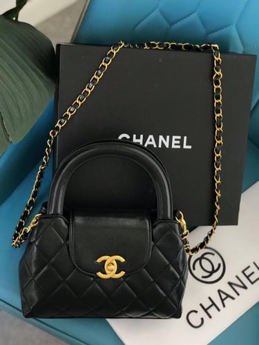 شنط شانيل كوالتي حجم وسط متوفر ٥ ألوان