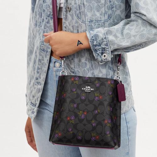 شنطة كوتش هاي كوالتي