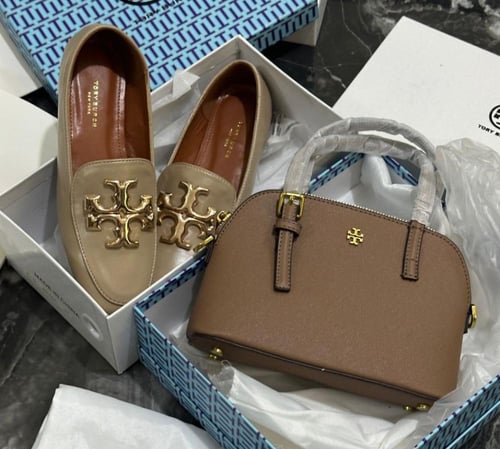 طقم شوز + شنطة توري بورش يتوفر عدة الوان