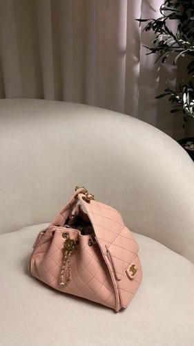 شنط شانيل هاي كوالتي الحجم وسط