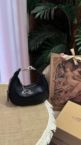 شنط كوتش هاي كوالتي حجم صغير