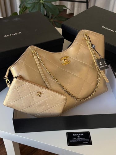 شنط شانيل هاي كوالتي مقاس 35سم مع محفظة