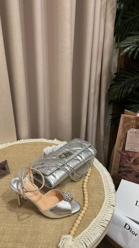 طقم فضي ديور