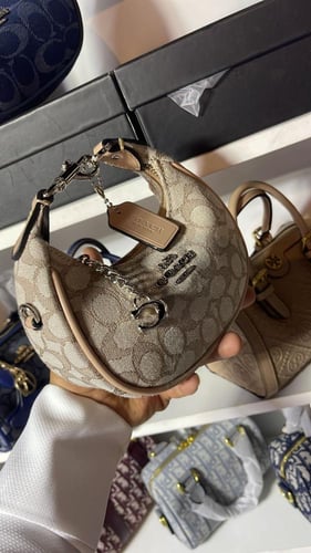 شنط كوتش الحجم الميني هاي كوالتي