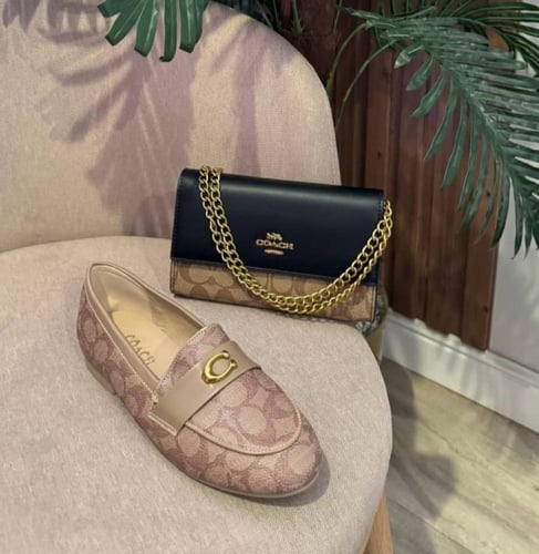 طقم شنطة وشوز كوتش درجة اولى