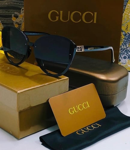 نظارات قوتشي يتوفر عدة موديلات مع الملحقات