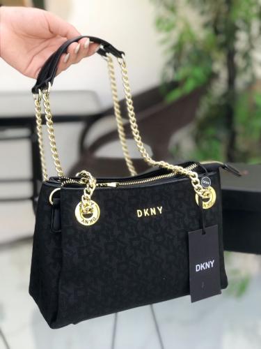 شنط دكني DKNY درجة اولى حجم وسط يتوفر عدة الوان