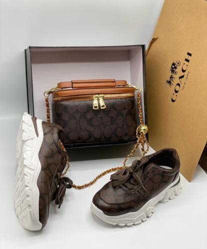 شوز وشنطة كوتش حجم صغير درجة اولى