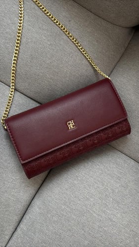 طقم كعب وشنطة CH لون عنابي