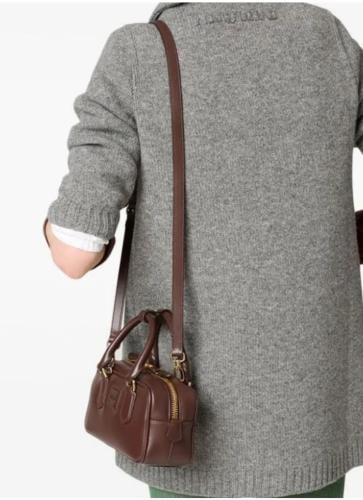 شنطة ميو ميو الحجم الصغير مقاس 22