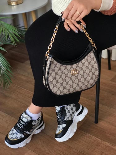 طقم درجة اولى شوز وشنطة