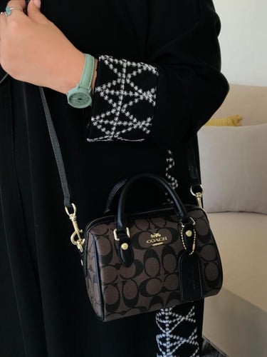 شنط كوتش حجم صغير يتوفر 3 الوان