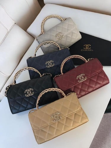 شنط شانيل كوالتي يتوفر عدة ألوان الحجم موضح بالصور