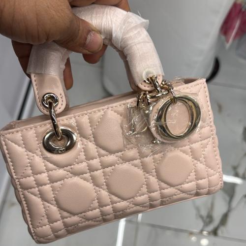 شنطة ديور ماستر حجم صغير