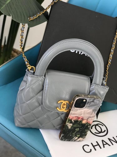 شنط شانيل كوالتي حجم وسط متوفر ٥ ألوان