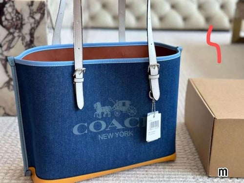 شنط كوتش كوالتي القياسات موضحه بالصور يتوفر لونين