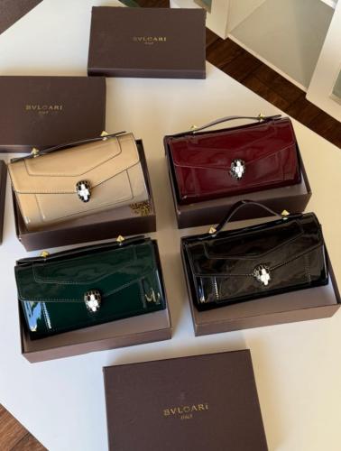 شنطة بلغاري حجم صغير