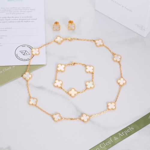 طقم فان كليف سلسال قصير مع حلق واسواره