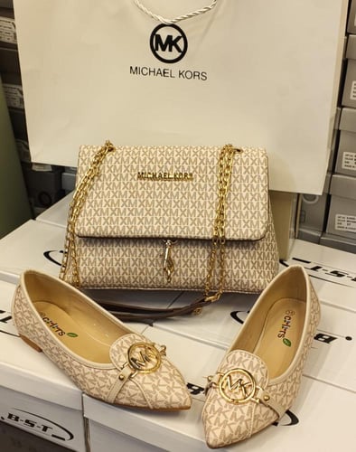 طقم شوز فلات وشنطة