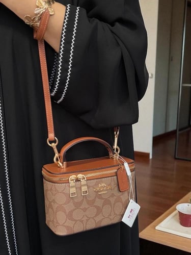 شنط كوتش حجم صغير هاي كوالتي