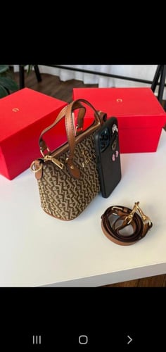 شنط اقنر حجم صغير موضح بالصور