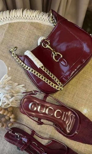 طقم قوتشي شنطة وكعب