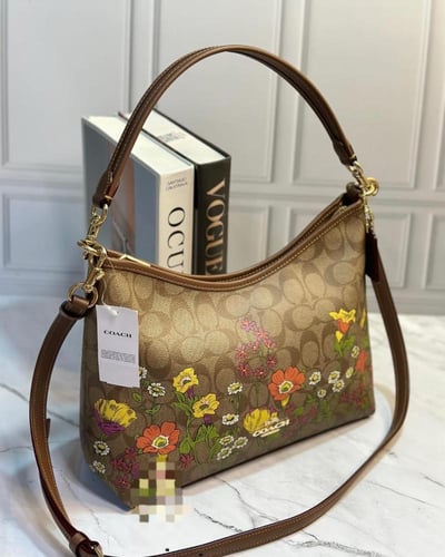 شنط كوتش كوالتي حجم وسط