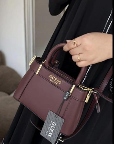 شنط جس المقاس العرض 23 سم الارتفاع 17 سم