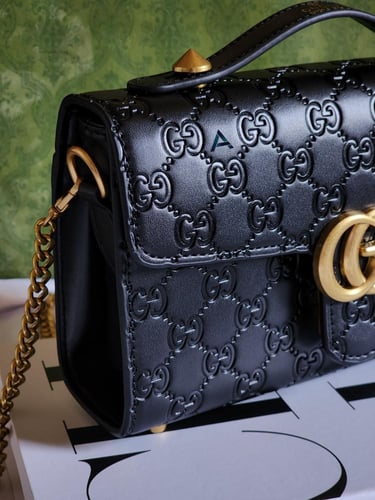 شنطة قوتشي هاي كوالتي حجم صغير