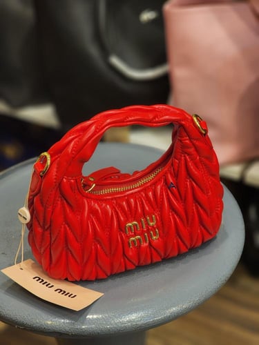 شنط ميو ميو هاي كوالتي الحجم الصغير